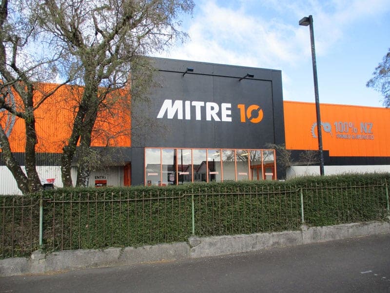 Mitre 10 Stratford