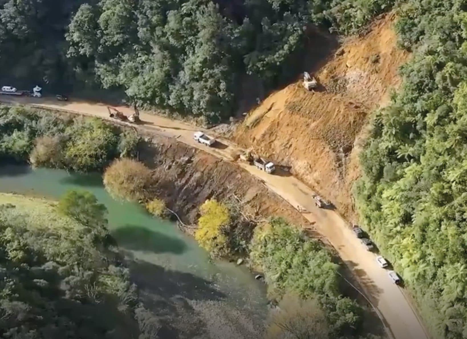 State Highway 3 Through Awakino Gorge Closed for Urgent Geotechnical Assessments