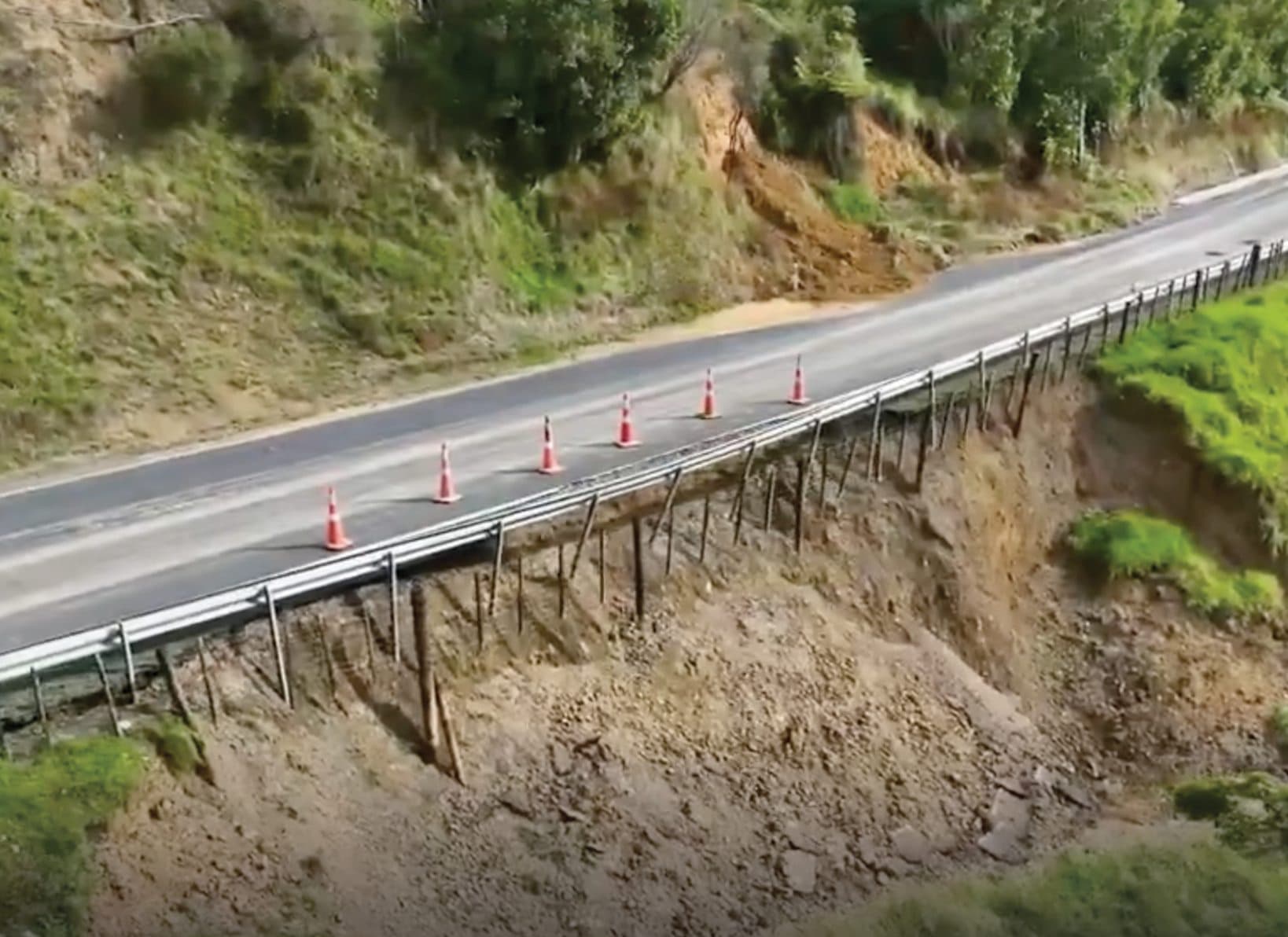 State Highway 3 Through Awakino Gorge Reopens Under Stop-Go Management