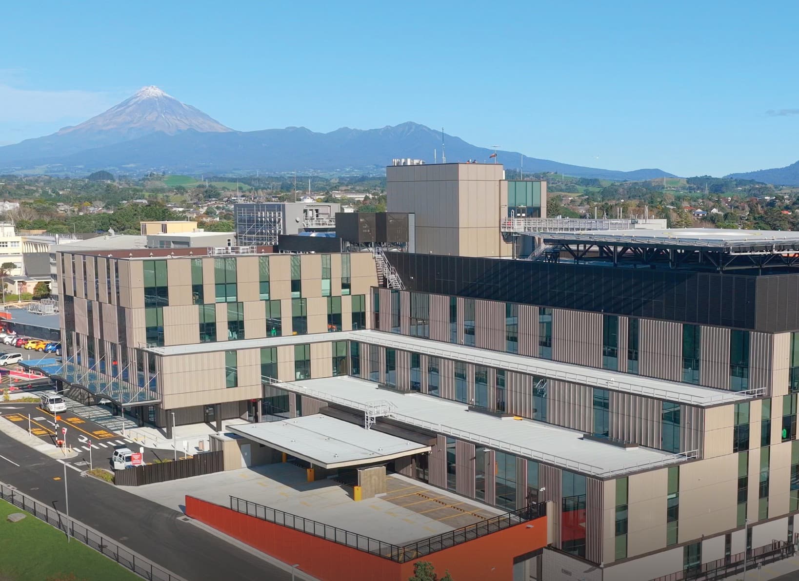 Taranaki Base Hospital's New $450m East Wing Welcomes First Patients