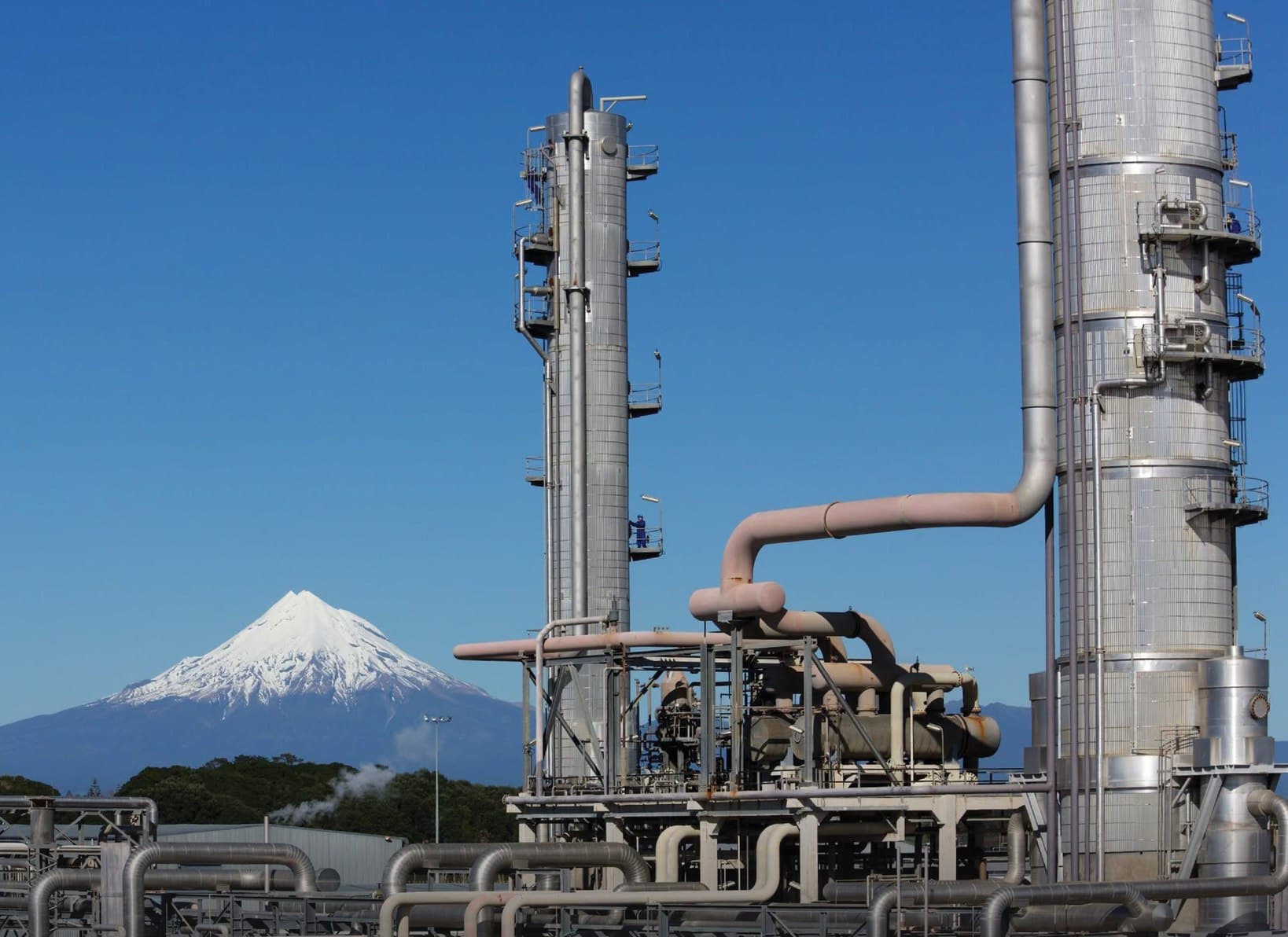 Methanex Restarts North Taranaki Plant Amid Ongoing Gas Supply Concerns