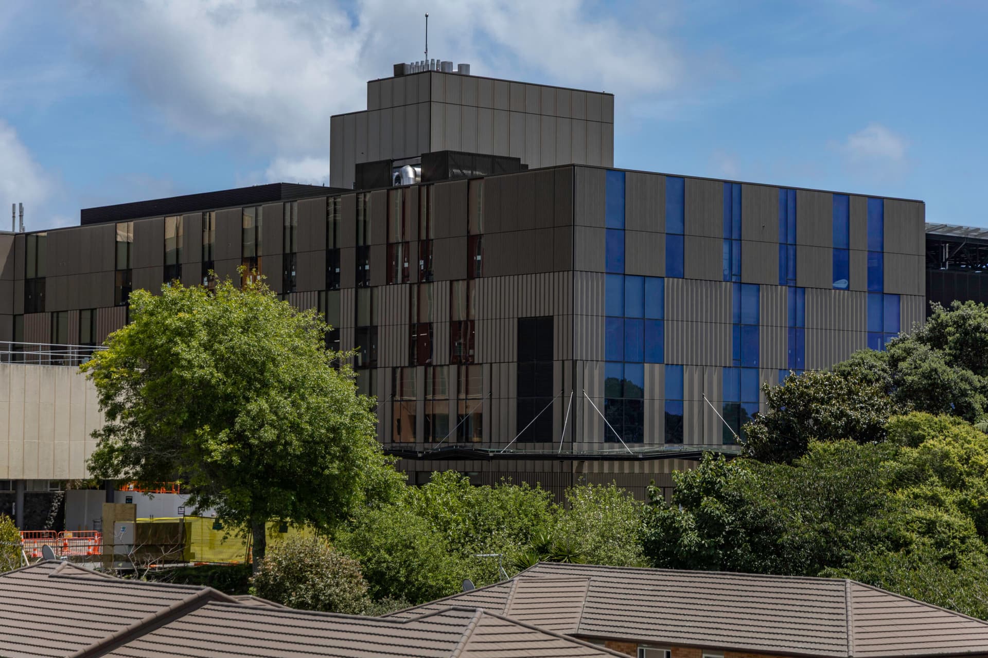 Watch: Taranaki Base Hospital East Wing Construction Passes Million Work Hours Milestone