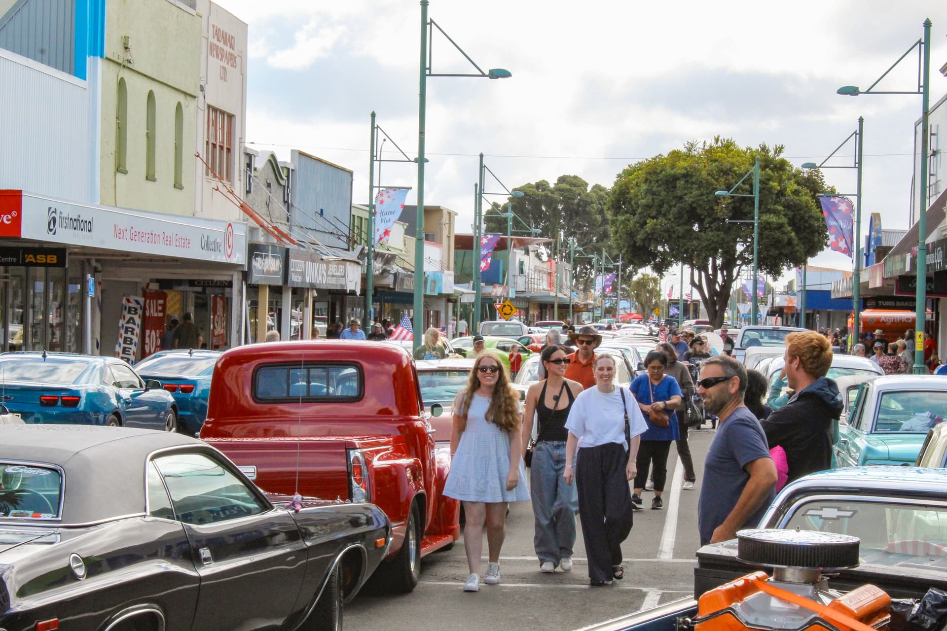 AmeriCARna rolls into Hāwera with muscle cars, markets, and high-octane displays