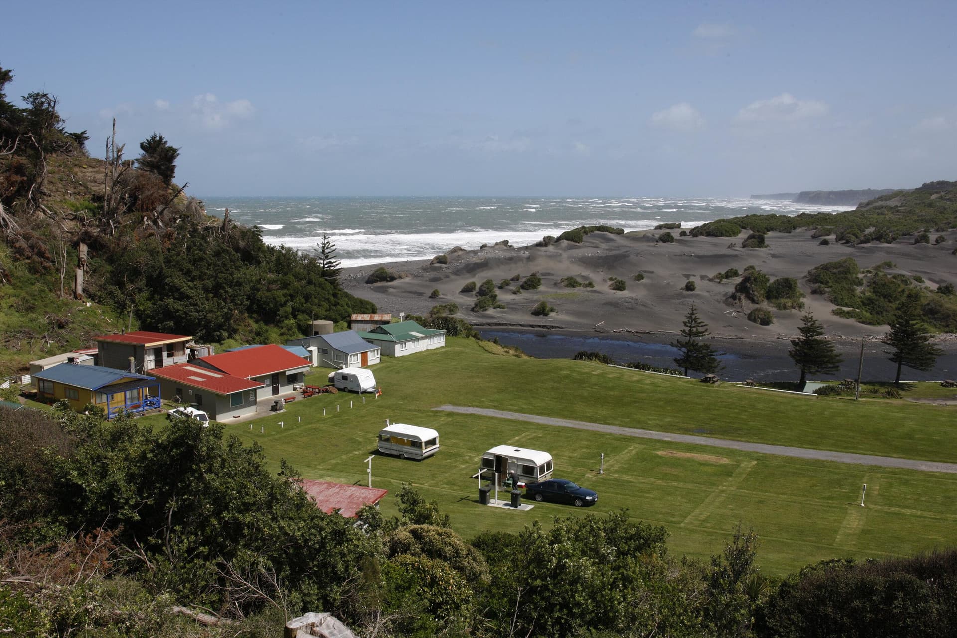Kaupokonui Beach