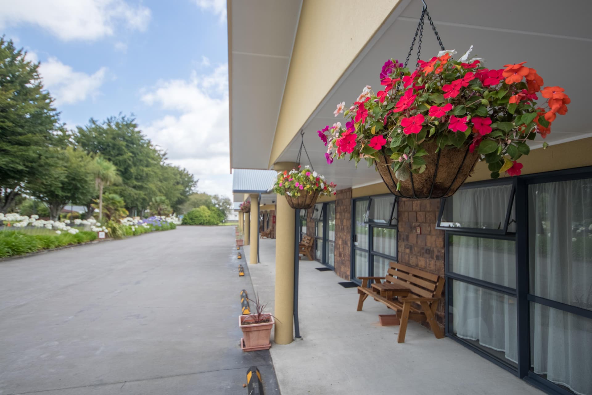 Antonio Mews Motel