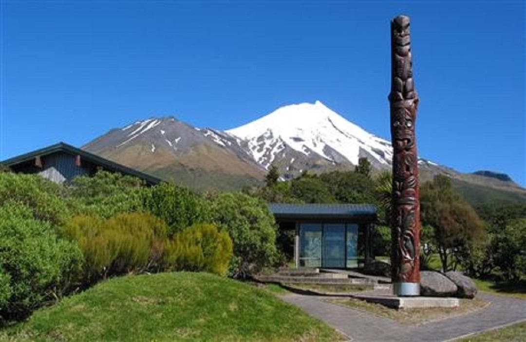 DOC Dawson Falls Visitor Centre