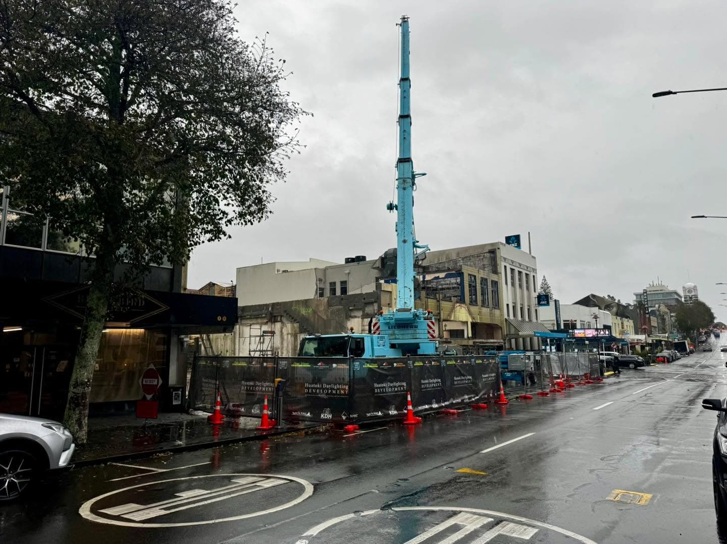 Photos: Metro Plaza demolition progress