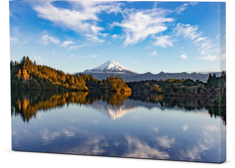 🎁 Taranaki canvases now available 🛒