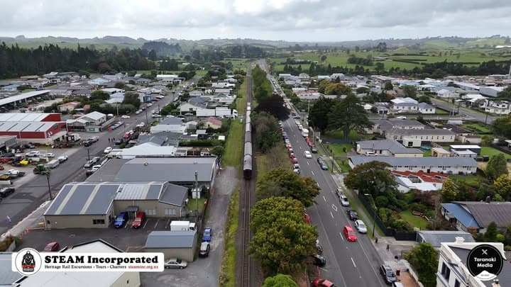 Watch: "Big Red Train" arrives in Taranaki